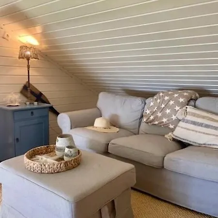 Seaside Dream On With Sunny Sea View